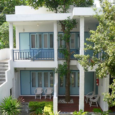 Chanchalay Hip Hostel Sha Extra Plus Krabi town Buitenkant foto